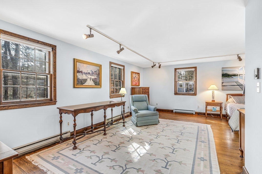 37 Eliot Dr