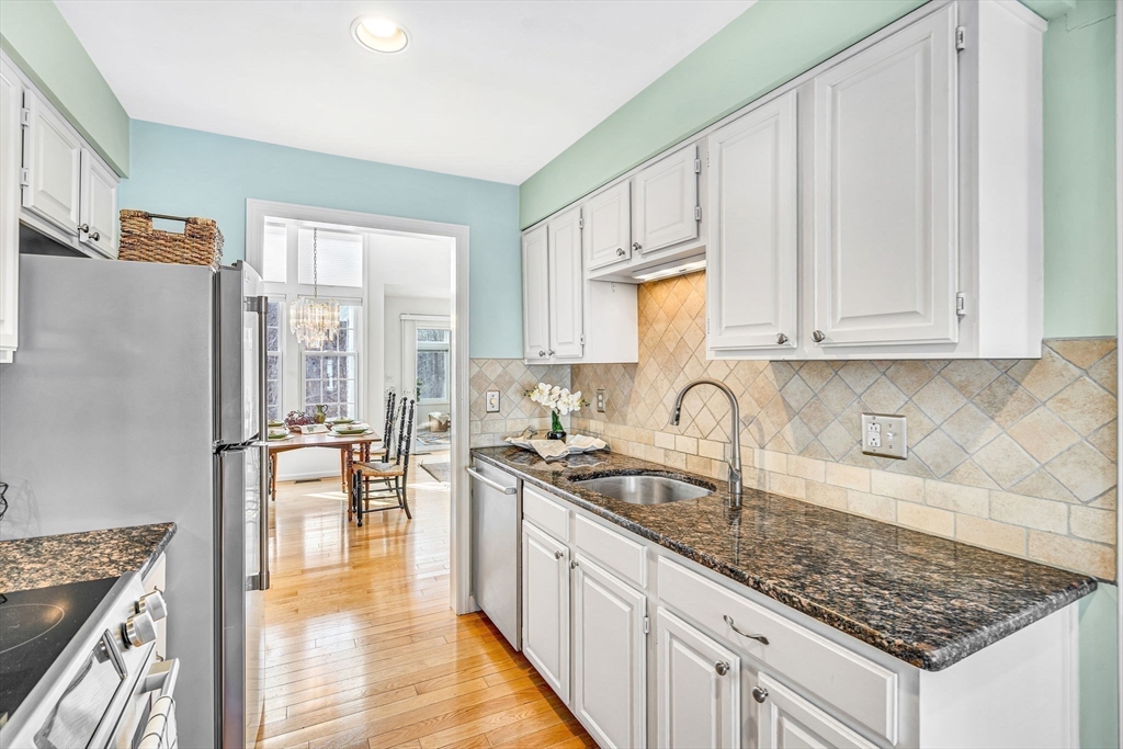 9 Brewster Lane # 9