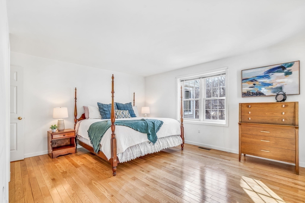 9 Brewster Lane # 9