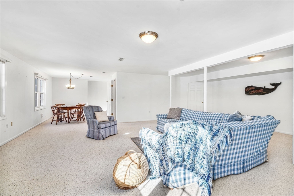 9 Brewster Lane # 9
