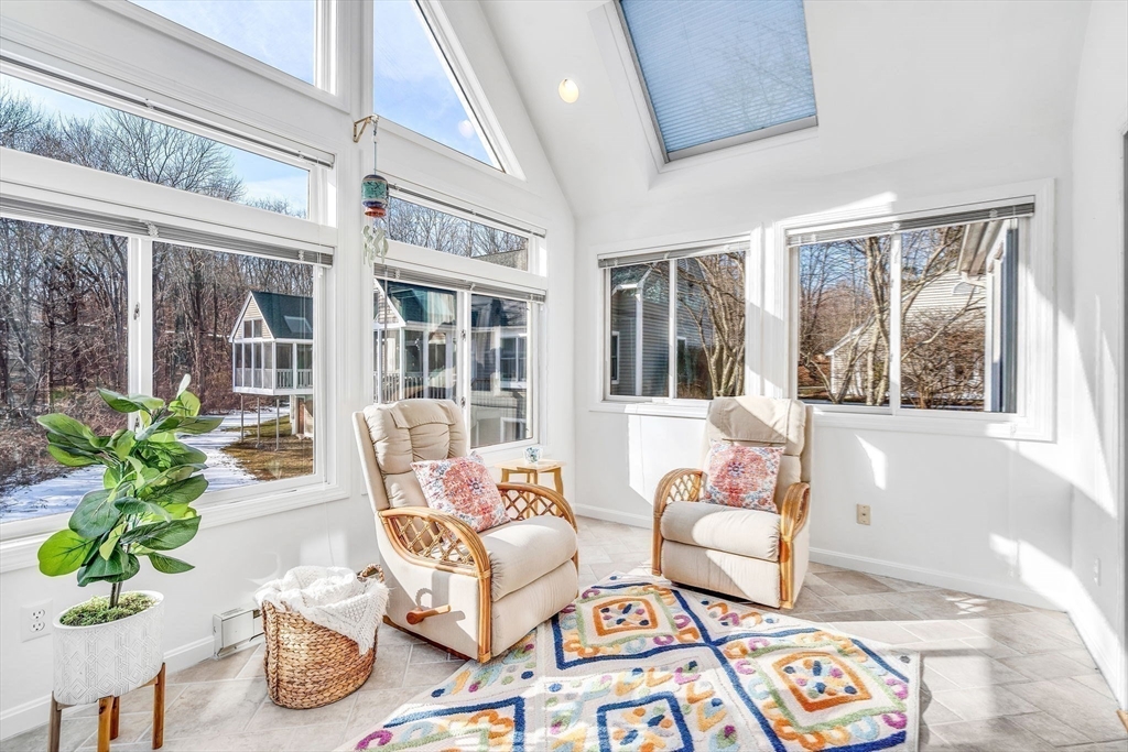 9 Brewster Lane # 9