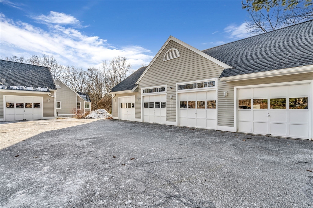 9 Brewster Lane # 9