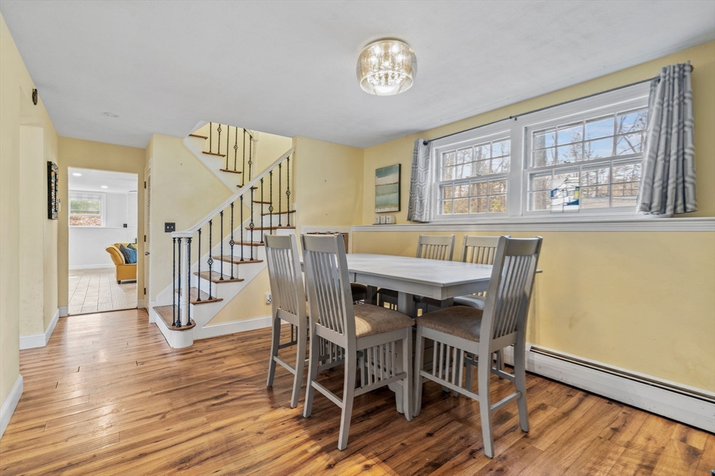 4 Flintlock Dr