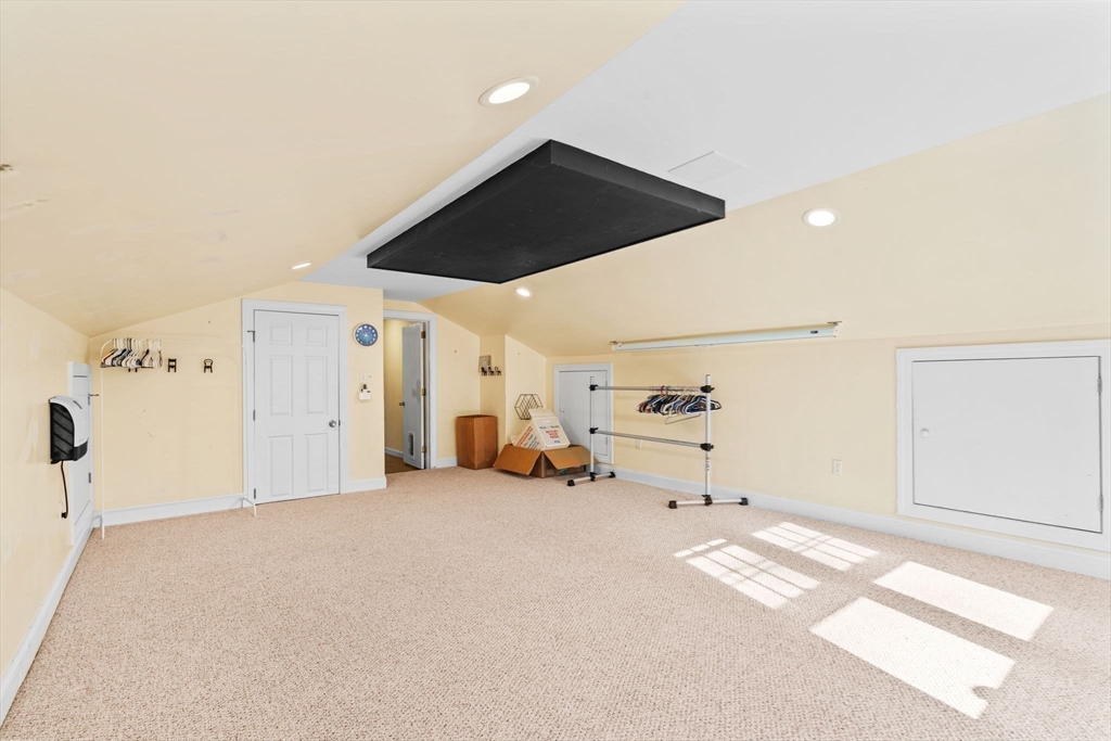 4 Flintlock Dr