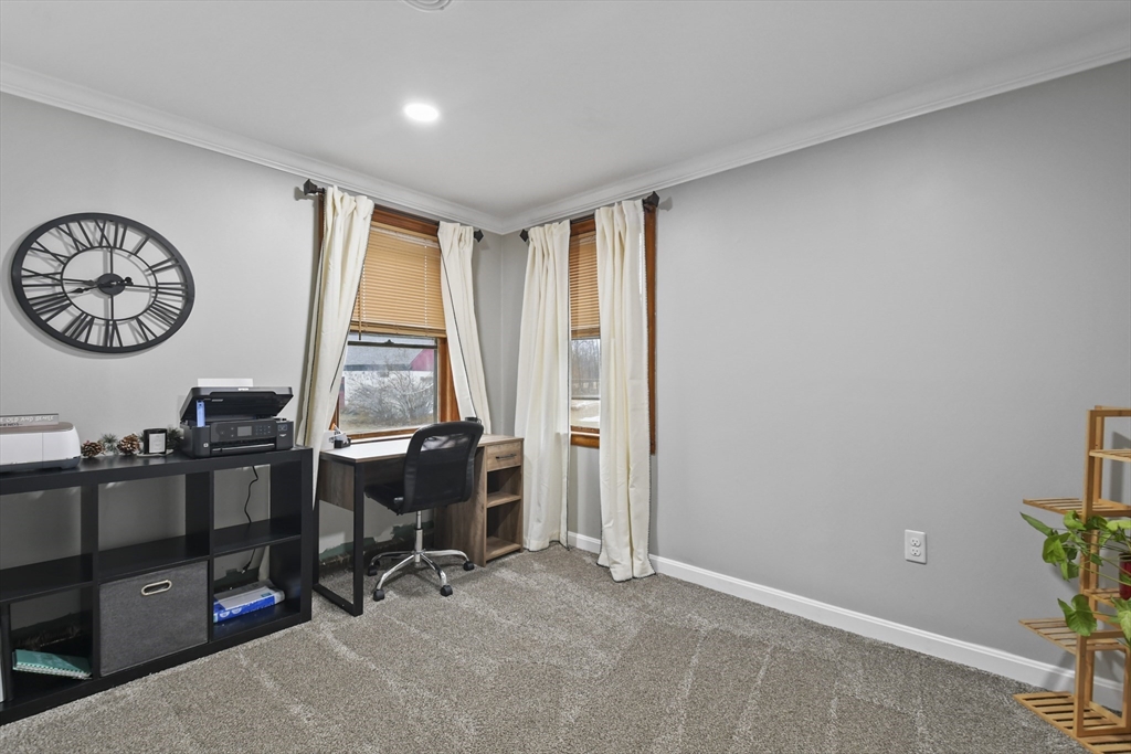 148 Lunenburg Rd