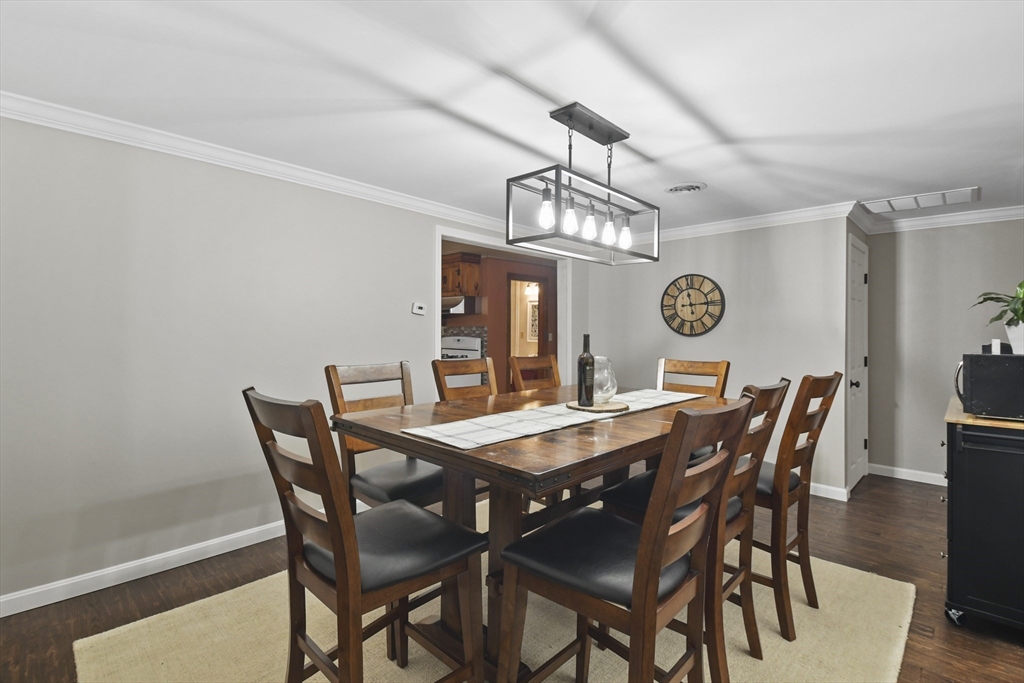 148 Lunenburg Rd