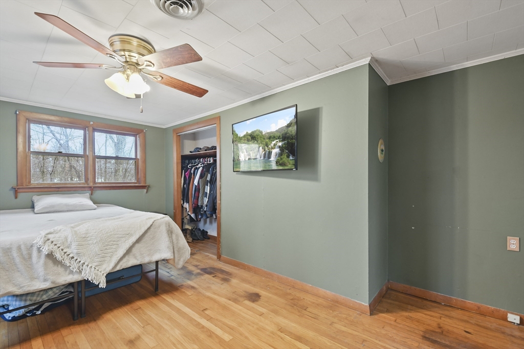148 Lunenburg Rd