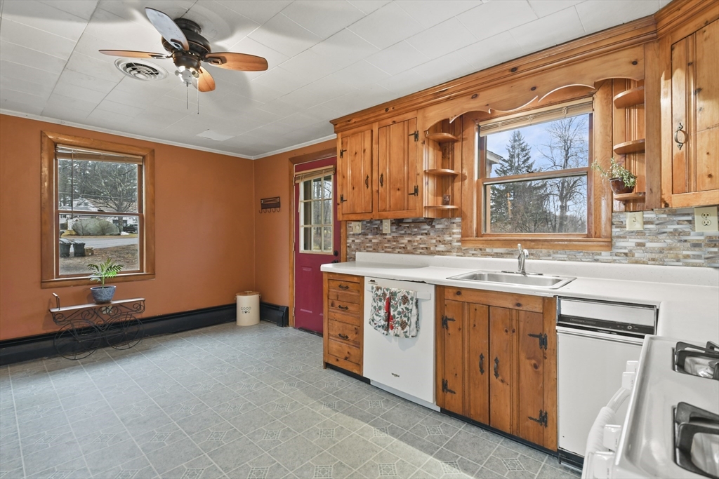 148 Lunenburg Rd