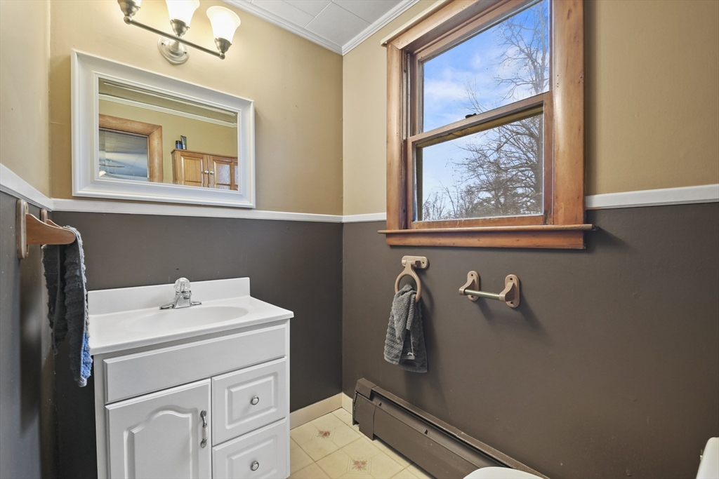 148 Lunenburg Rd