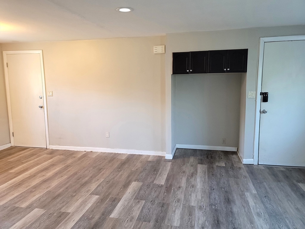 118 Bishop Dr # 118