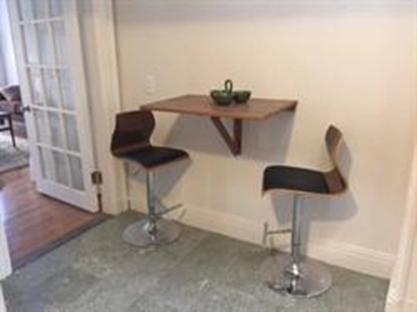 49 Massachusetts Ave # 2