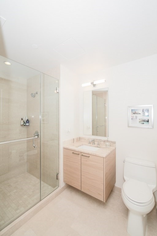1 Franklin Street # 2801