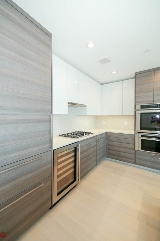 1 Franklin Street # 2801