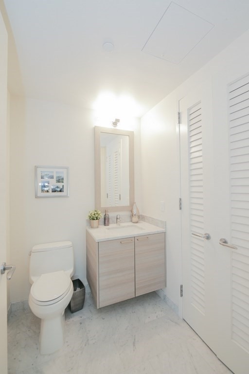 1 Franklin Street # 2801