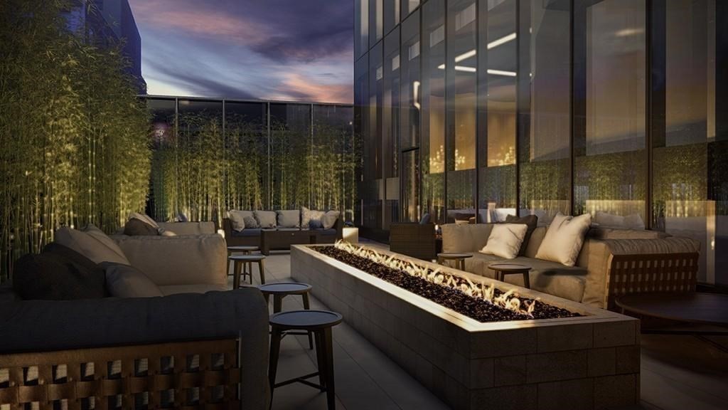 1 Franklin Street # 2801