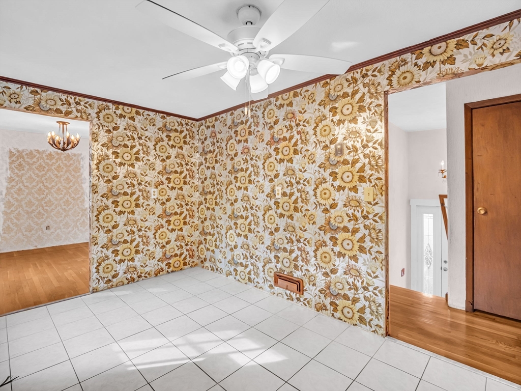11 San Mateo Dr