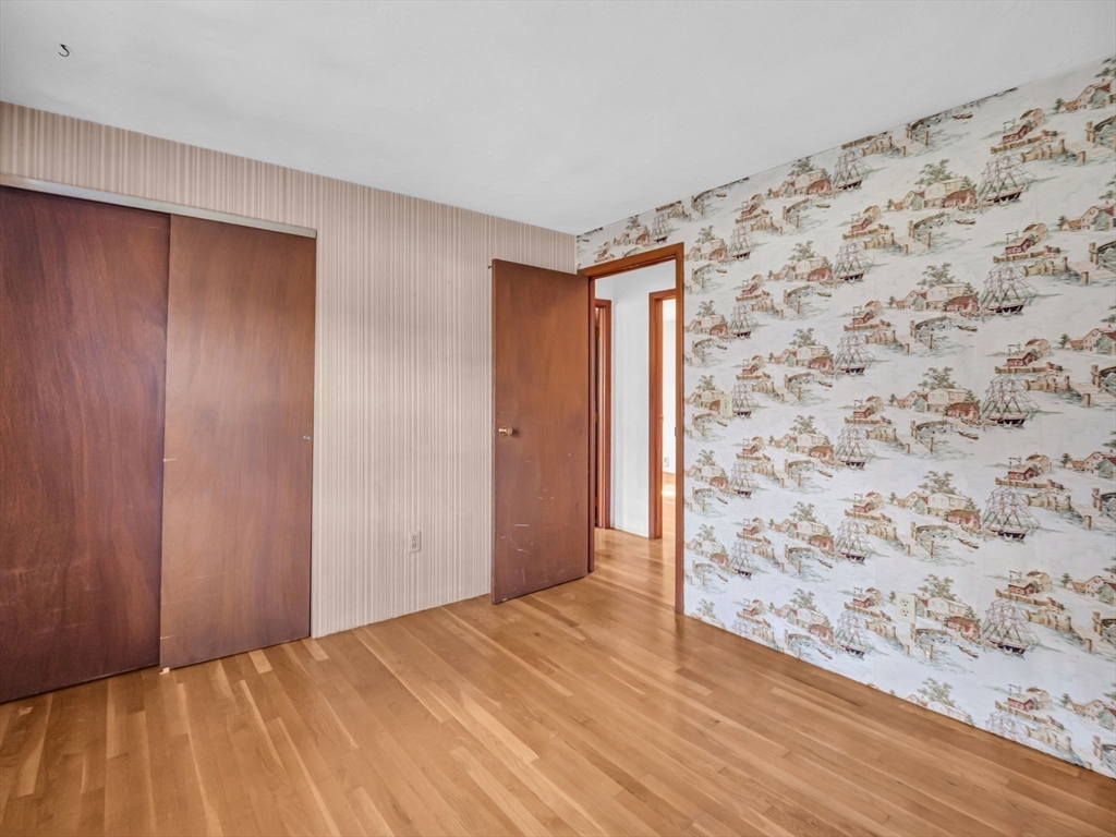 11 San Mateo Dr