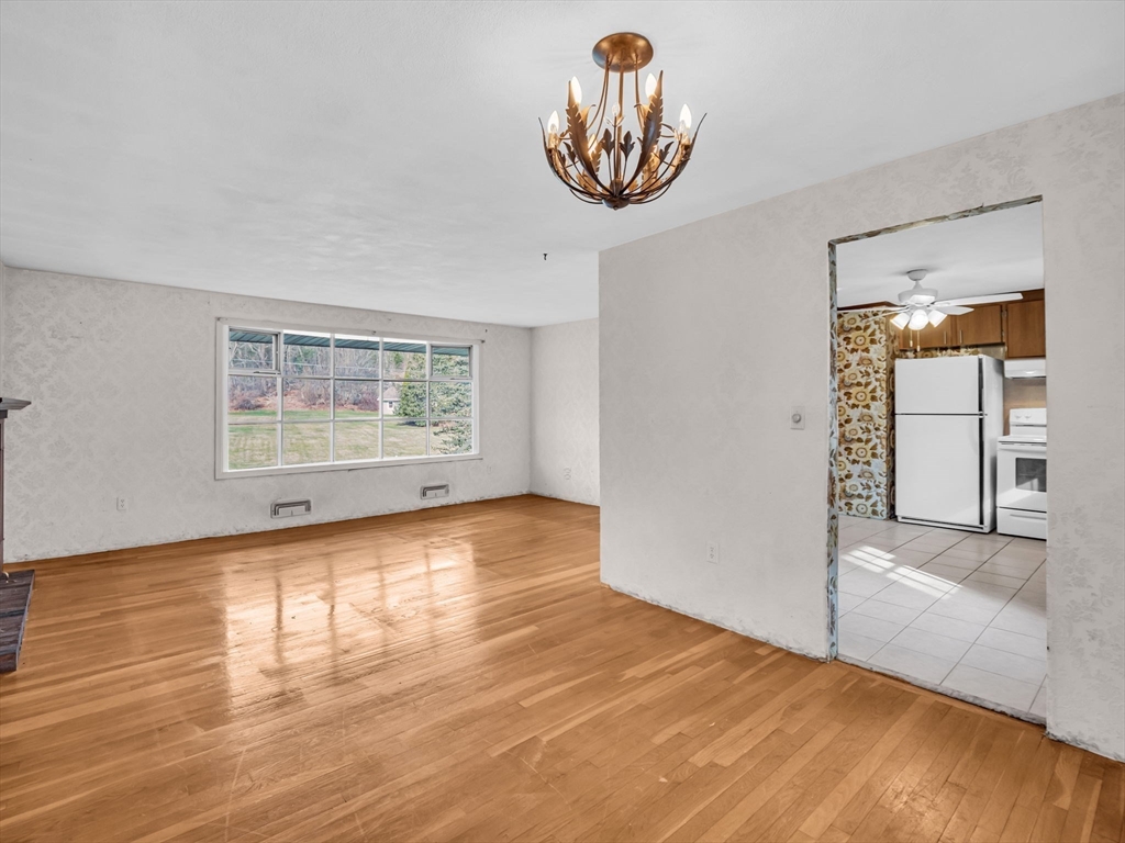 11 San Mateo Dr