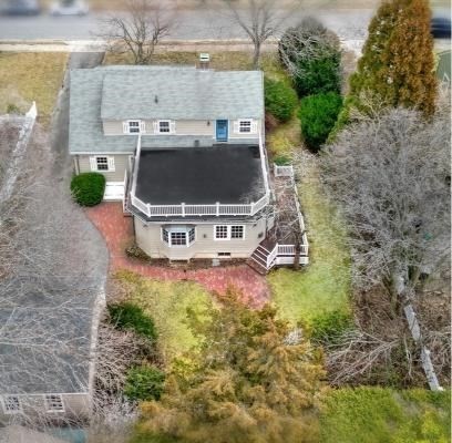 44 Cabot St