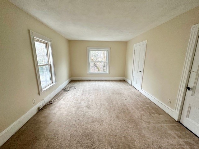 33 Thurston Rd # 2