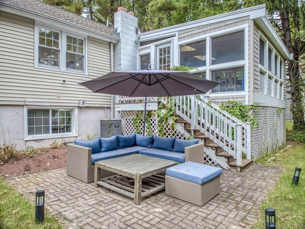 327 Old Billerica Rd