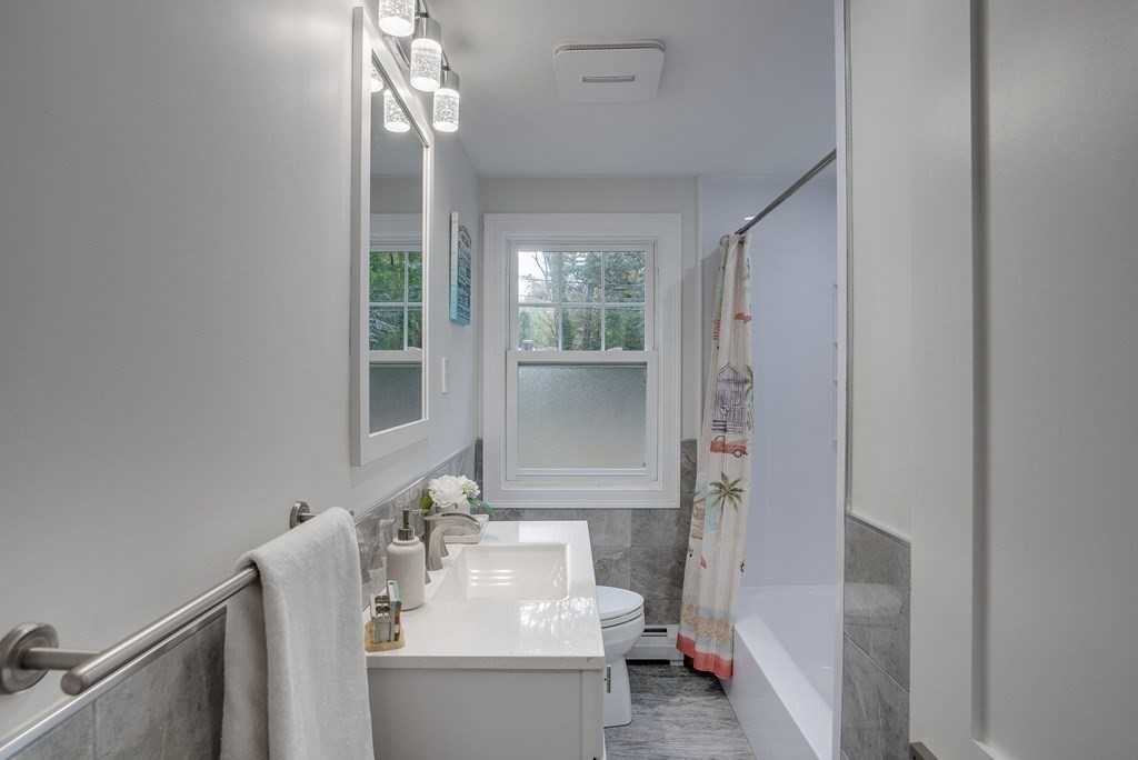 327 Old Billerica Rd