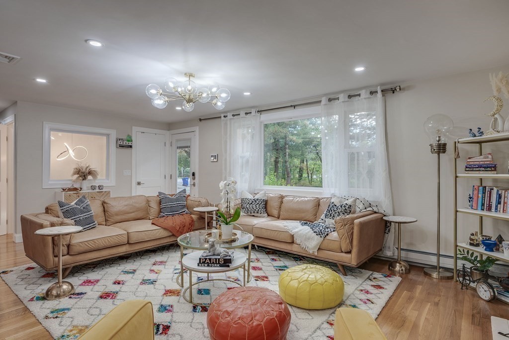 327 Old Billerica Rd