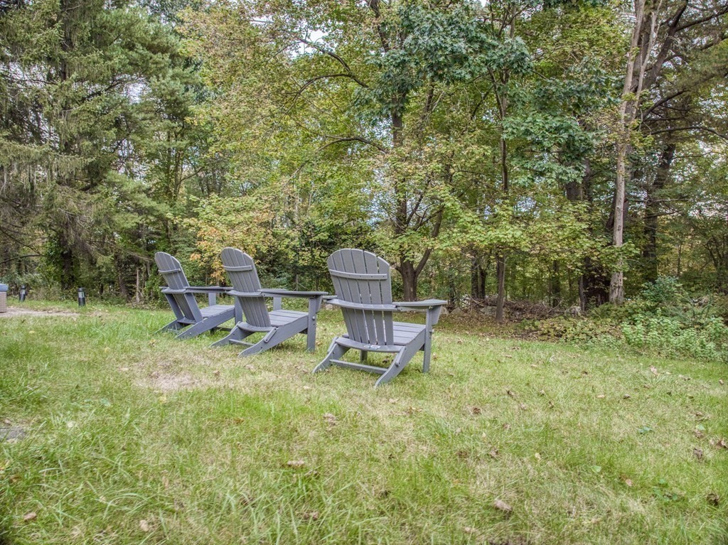 327 Old Billerica Rd