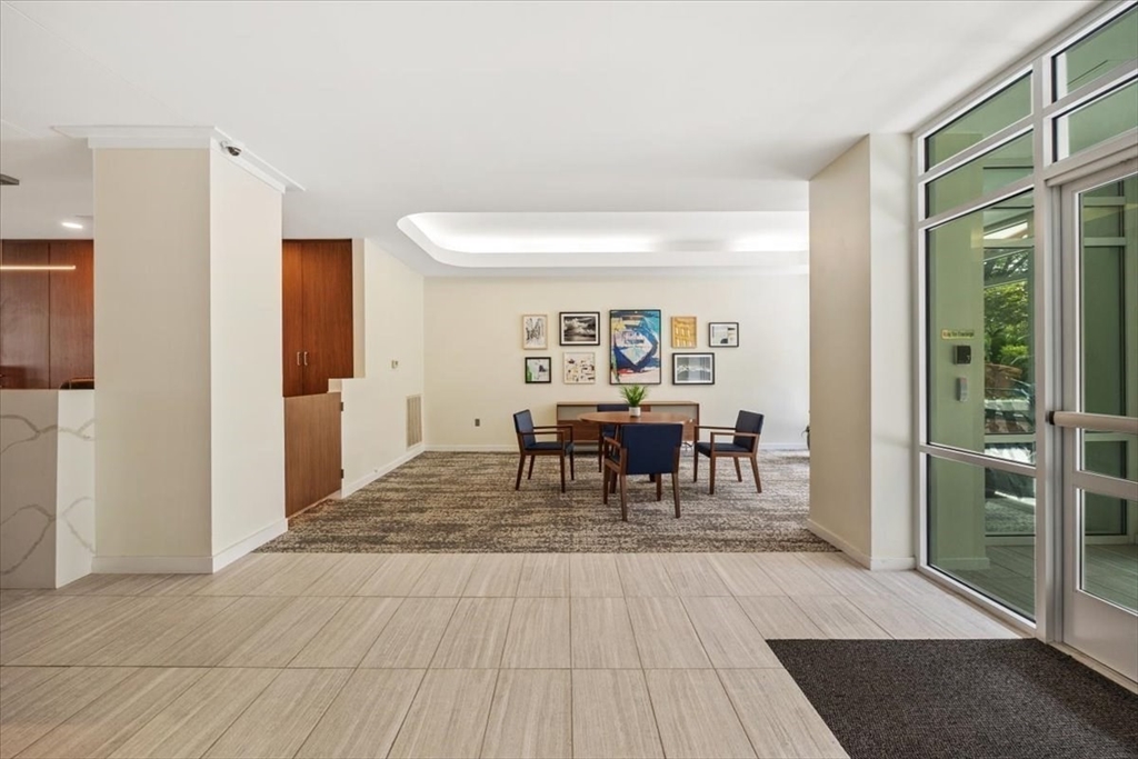 4 Canal Park Unit: 810PH