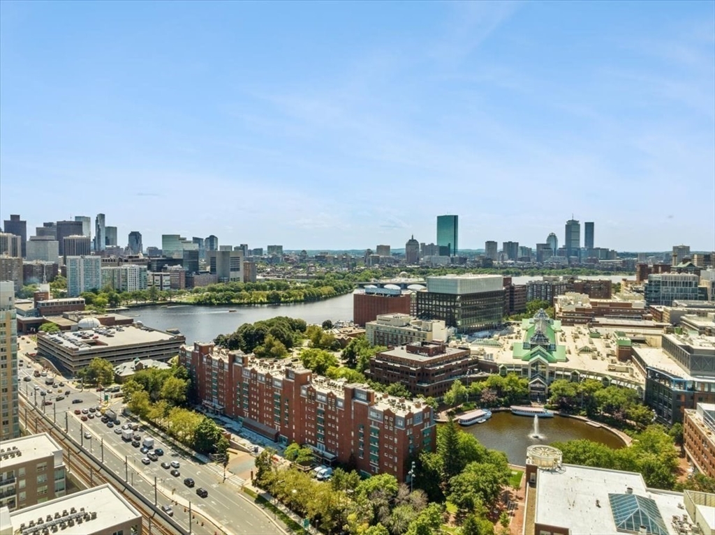4 Canal Park Unit: 810PH