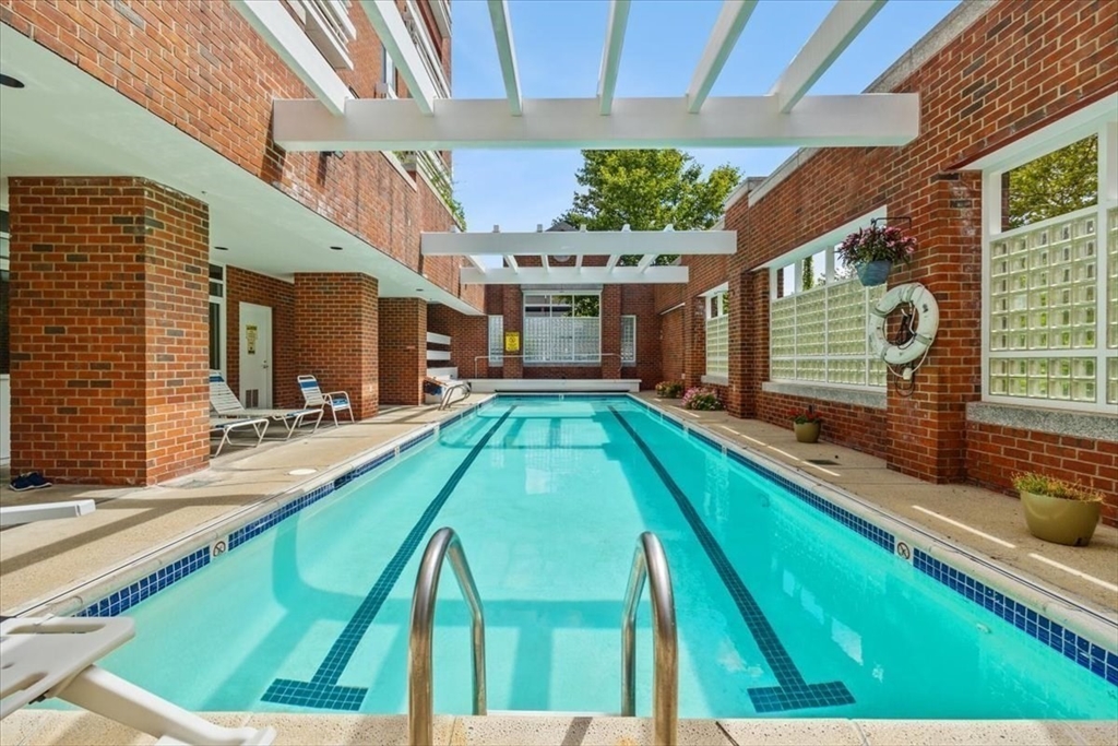 4 Canal Park Unit: 810PH