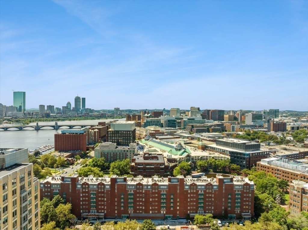 4 Canal Park Unit: 810PH