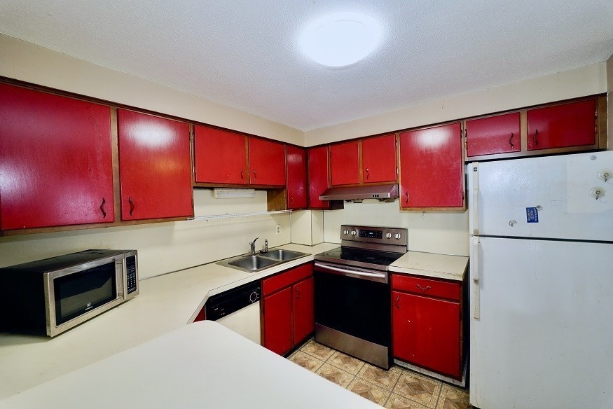 45 Oval Rd # 22