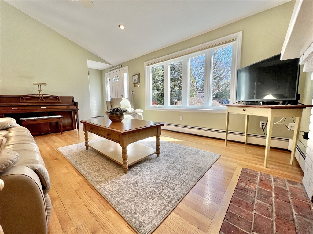 30 Dawson Circle