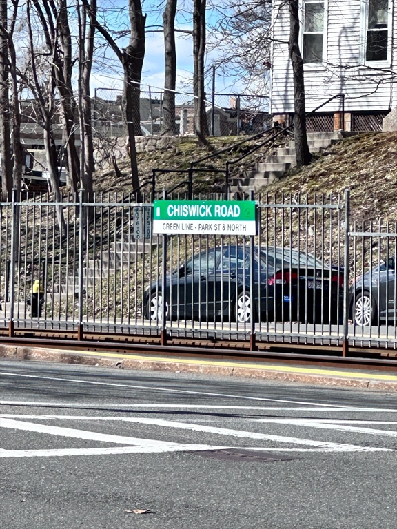 1746 Commonwealth Ave # 10