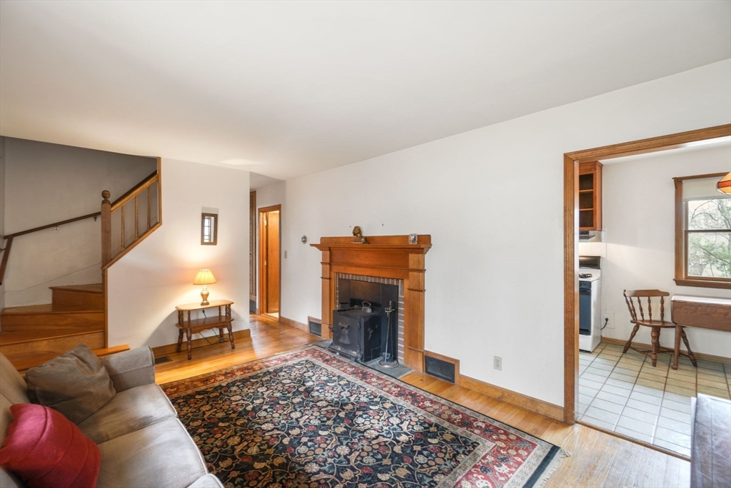 5 Winston Road