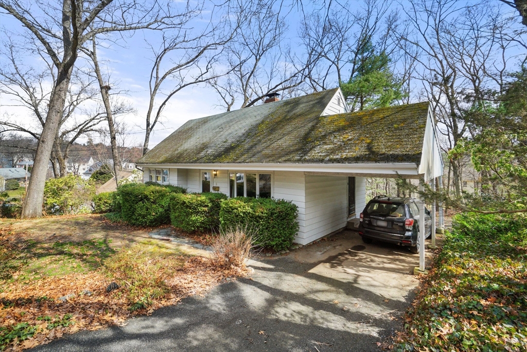 5 Winston Road