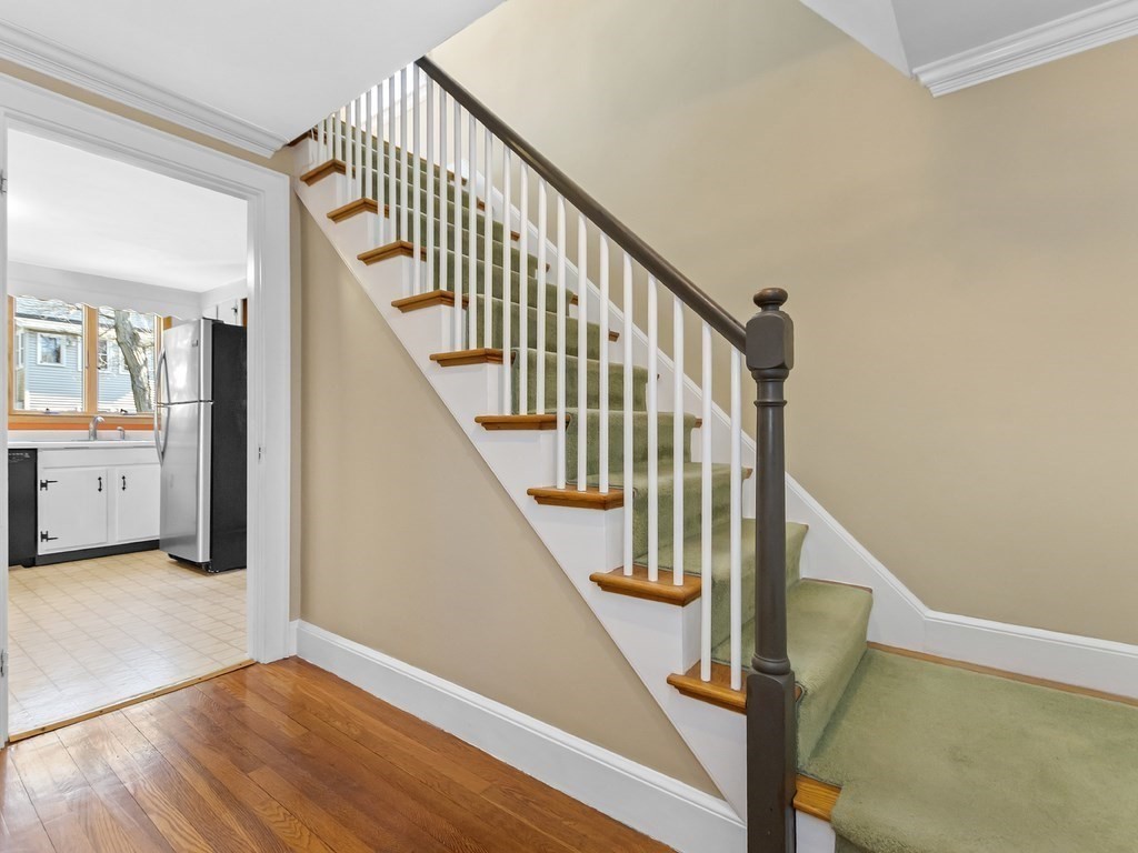 31 Sunset Road