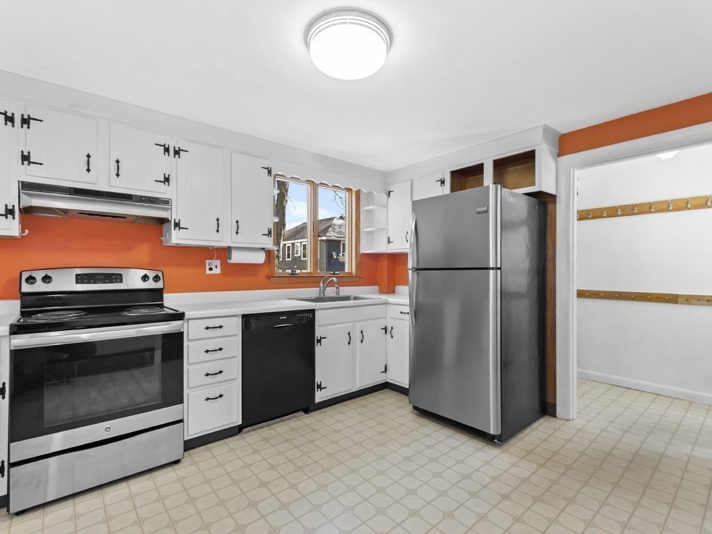 31 Sunset Road