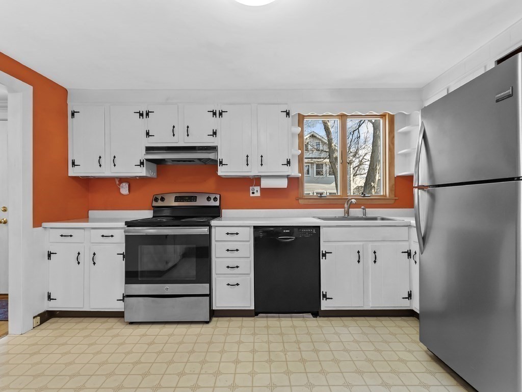 31 Sunset Road