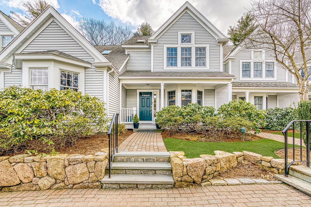 8 Highcroft Way # 8