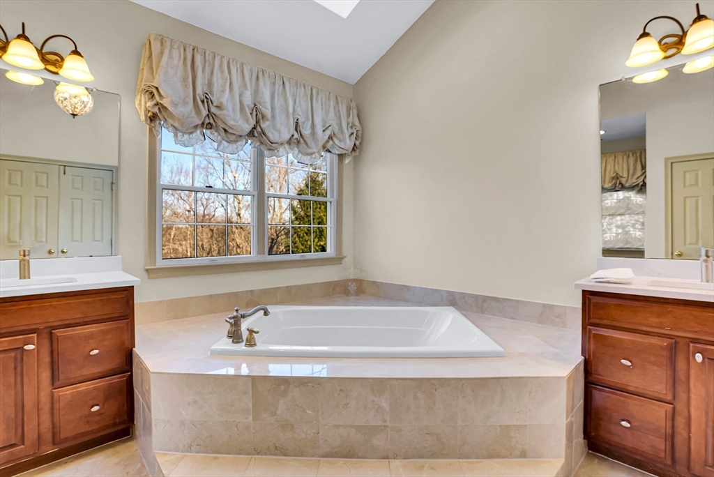 32 Overlook Road