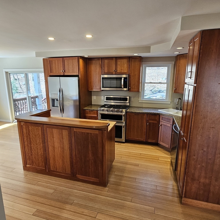 54 Groton-Harvard Rd