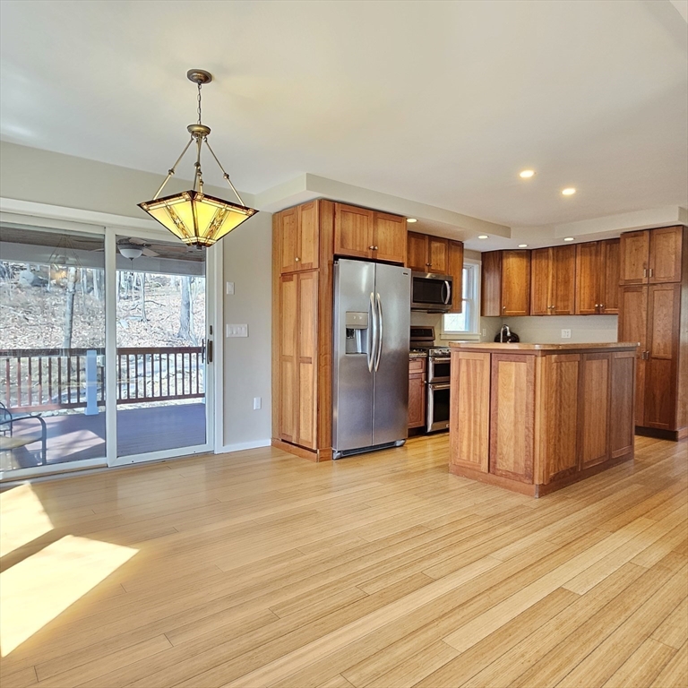 54 Groton-Harvard Rd