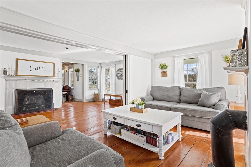 20 Fairbank St