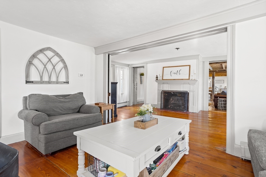 20 Fairbank St