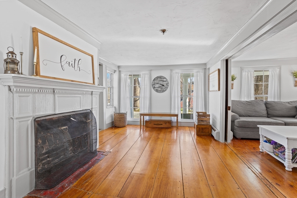 20 Fairbank St