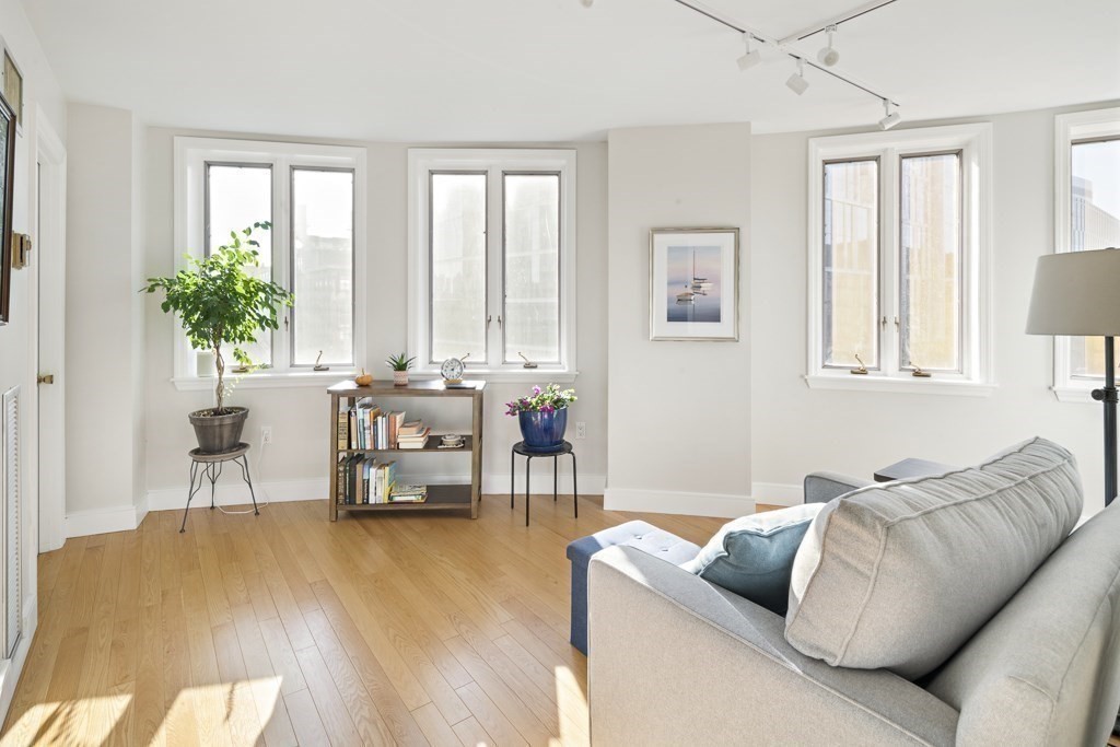 10 Rogers Street # 430