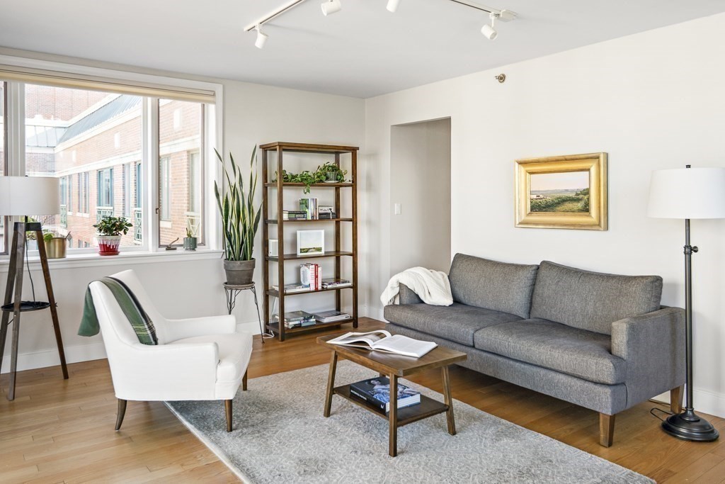 10 Rogers Street # 430