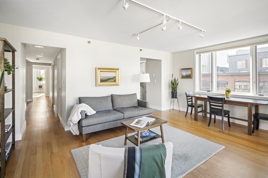 10 Rogers Street # 430